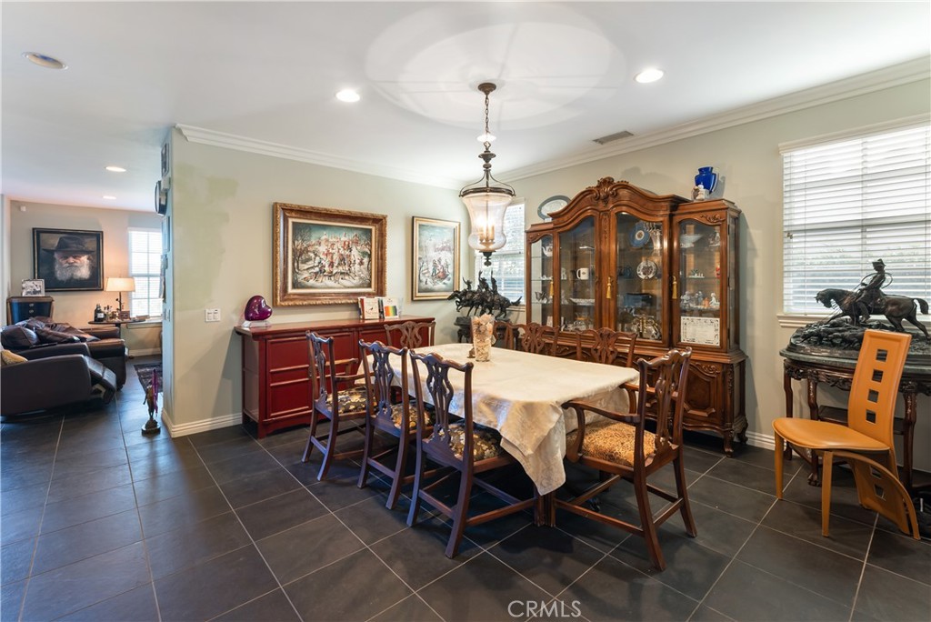 4591 Camino Del Sol Calabasas, CA 91302 - Photo 40 of 58