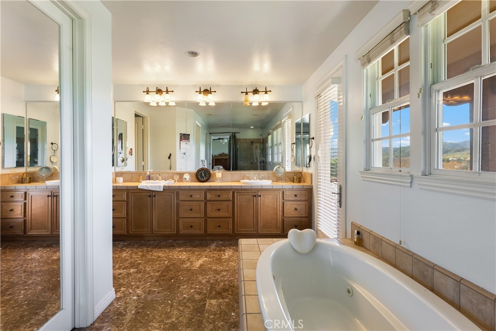 4591 Camino Del Sol Calabasas, CA 91302 - Photo 44 of 58