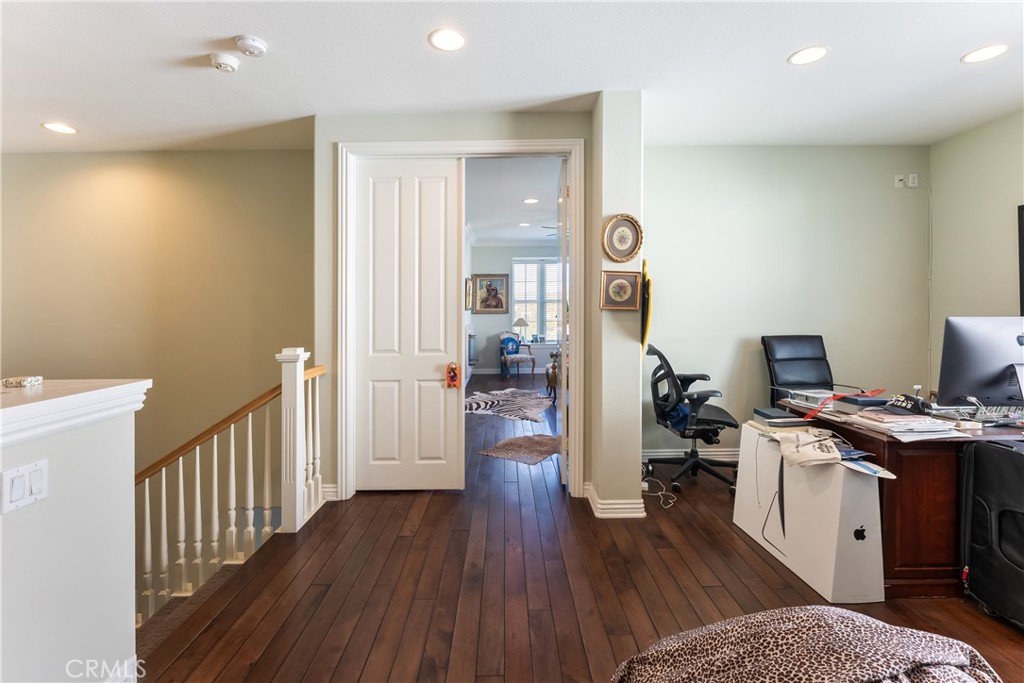 4591 Camino Del Sol Calabasas, CA 91302 - Photo 47 of 58