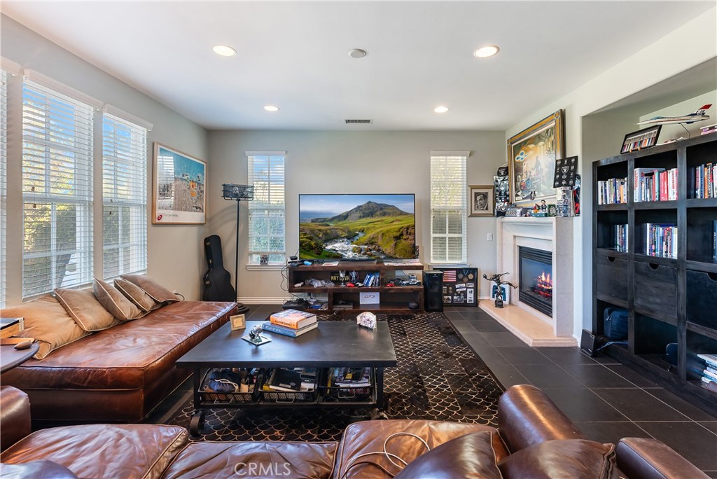 4591 Camino Del Sol Calabasas, CA 91302 - Photo 51 of 58