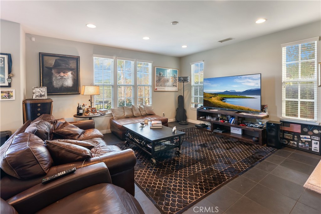 4591 Camino Del Sol Calabasas, CA 91302 - Photo 53 of 58