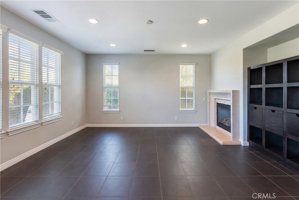 4591 Camino Del Sol Calabasas, CA 91302 - Photo 6 of 58