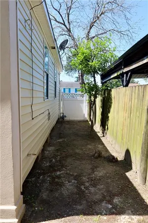 $210,000 | 2205 Claire Avenue, Gretna, LA 70053