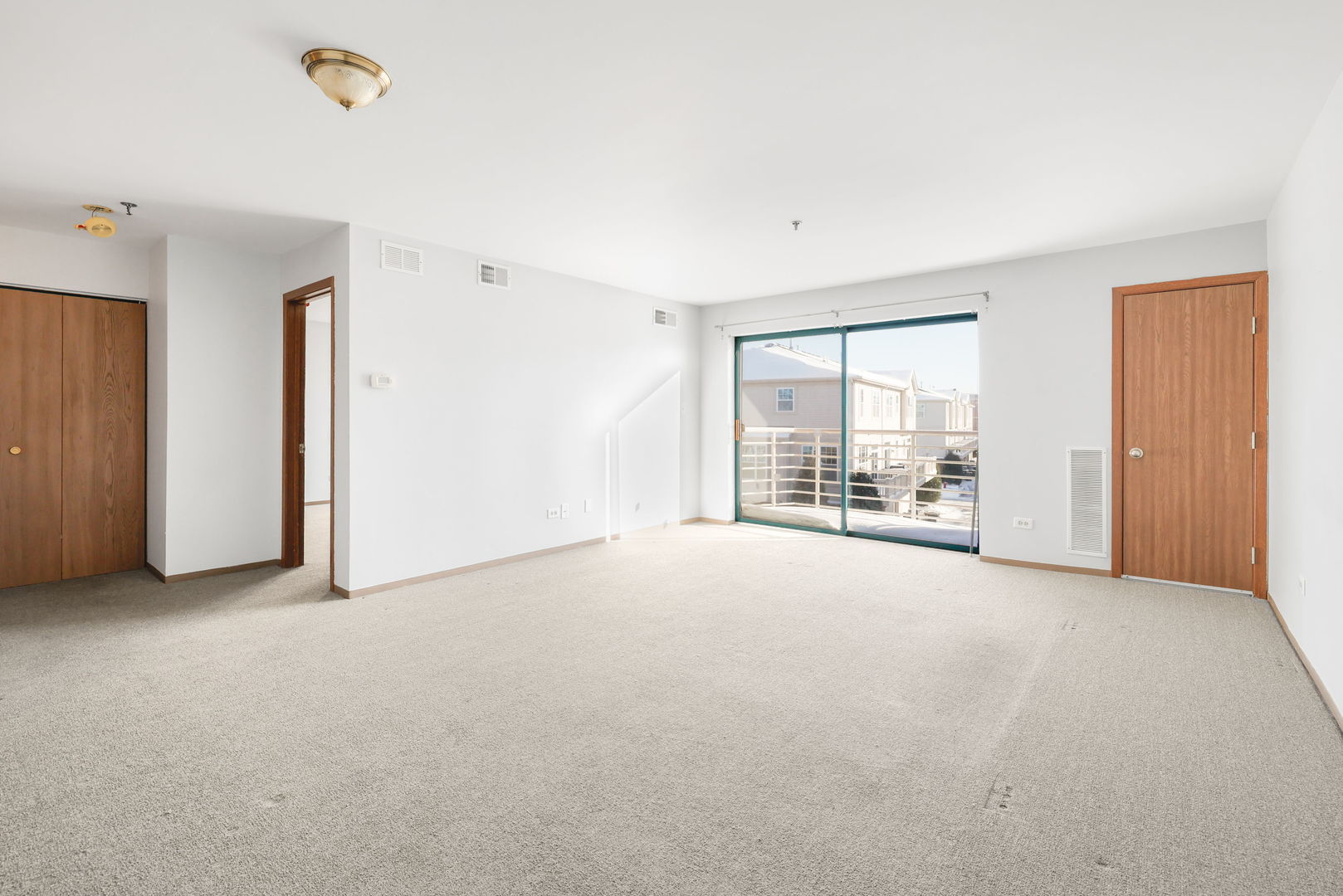 3255 Kirchoff Road, Unit 306 Rolling Meadows, IL 60008 - Photo 15 of 17