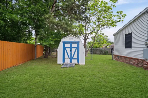 $1,550 | 16331 Texas Star Court, Conroe, TX 77302