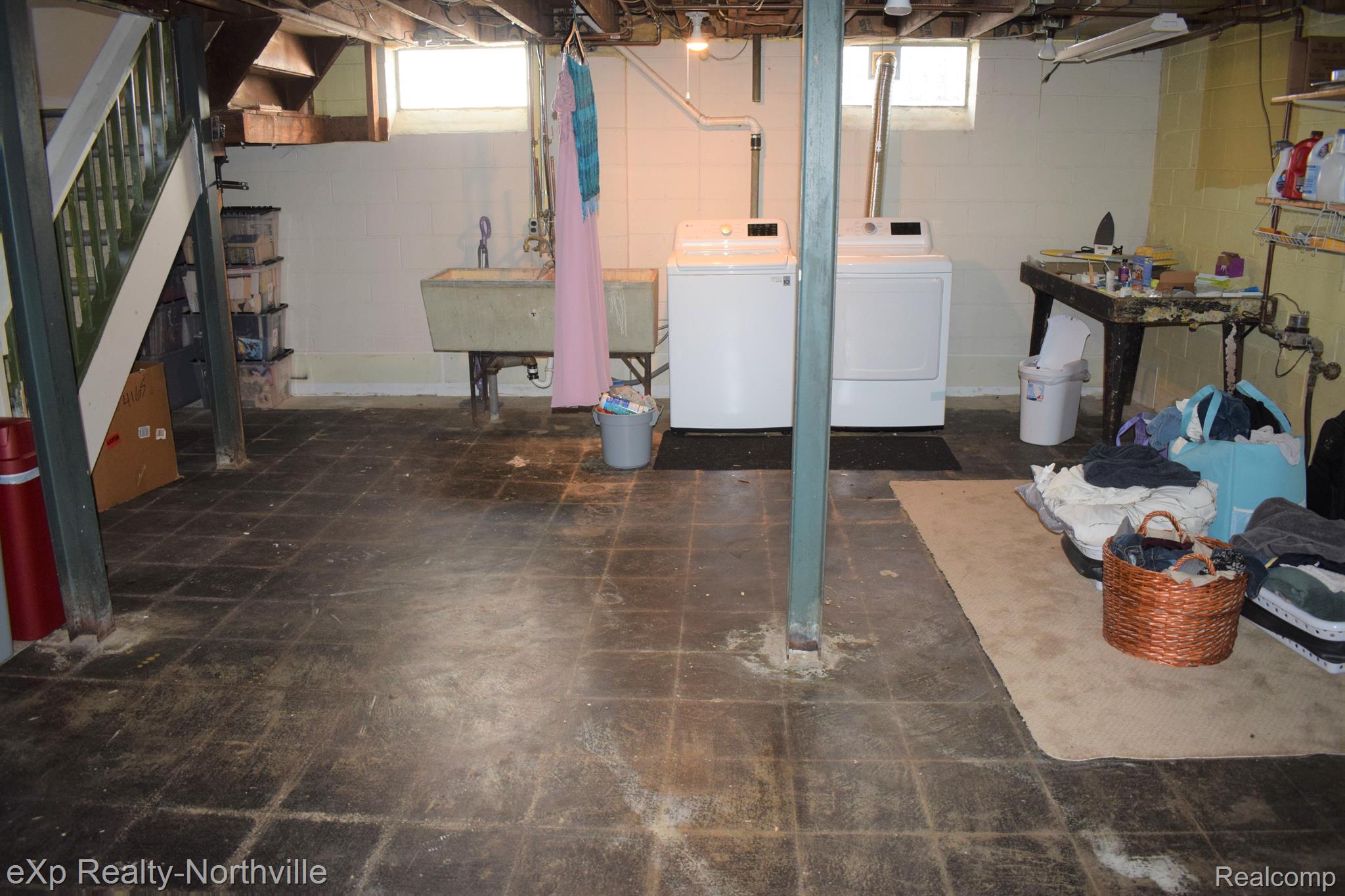 1047 Columbia Road Berkley, MI 48072 - Photo 22 of 38 Basement laundry with included washer and dryer