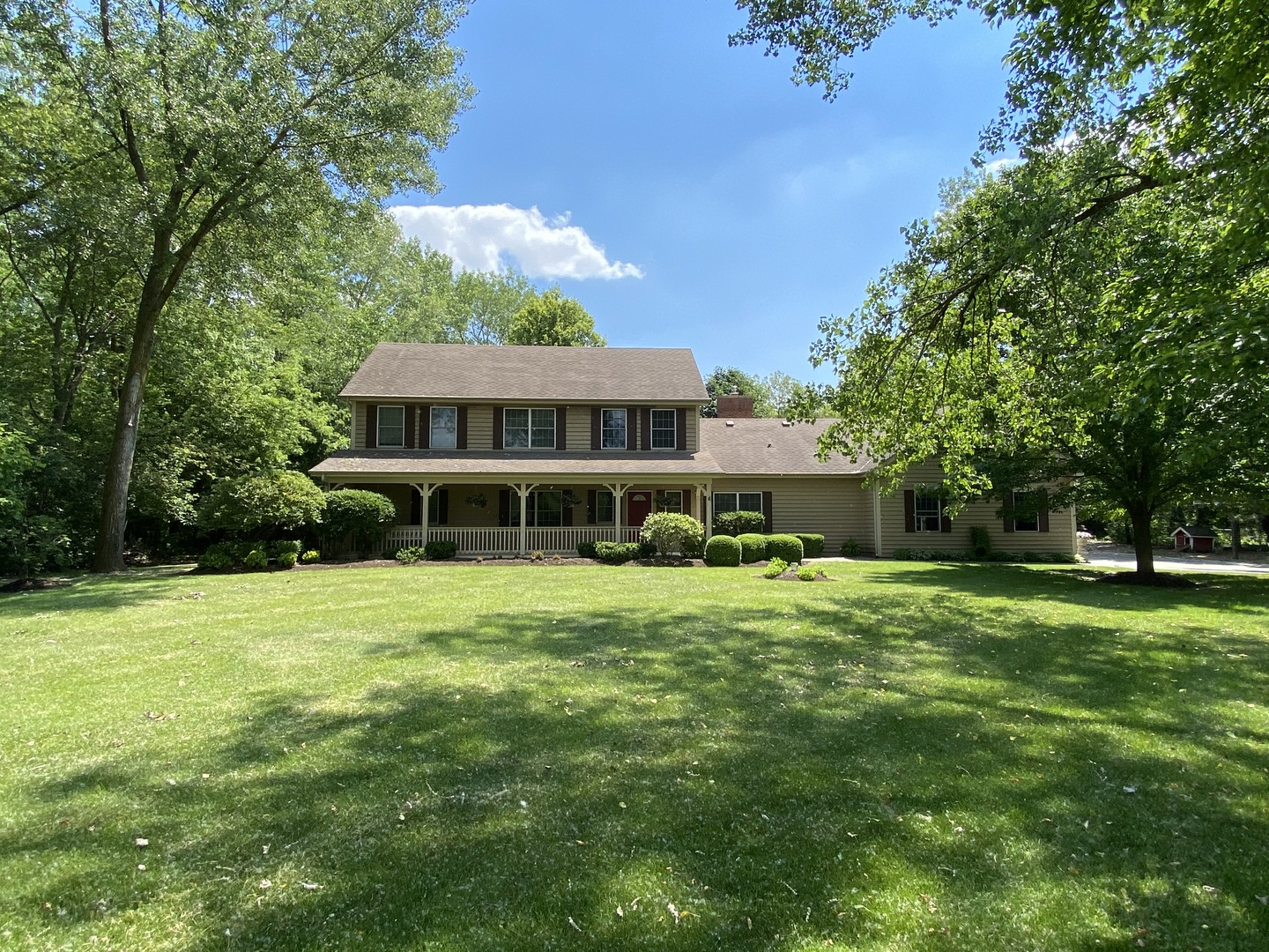 3036 Red Barn Road Crystal Lake, IL 60012 - Photo 1 of 41 Gallery Image 1