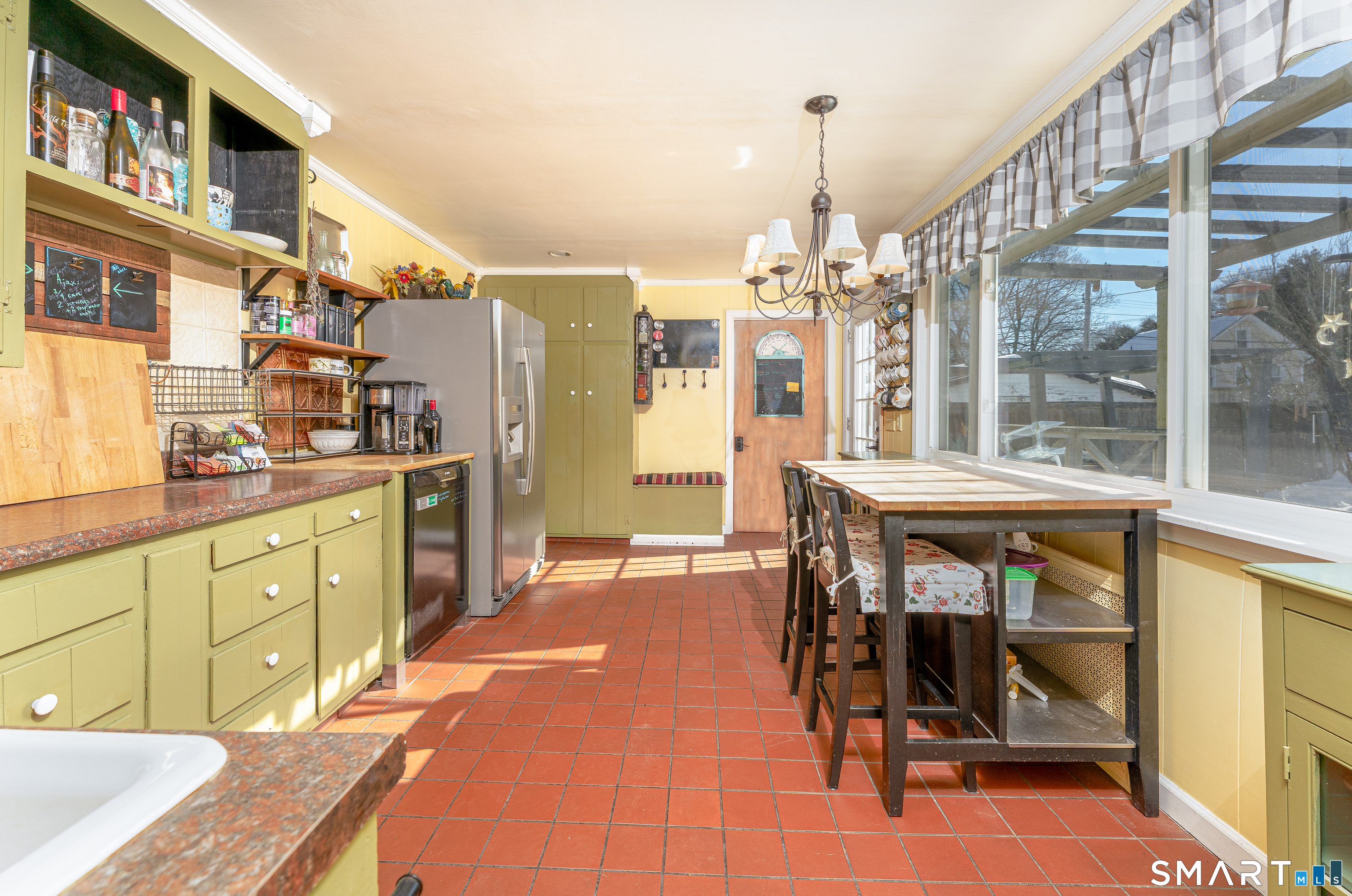 227 Rockwell Street Norwich, CT 06360 - Photo 20 of 40