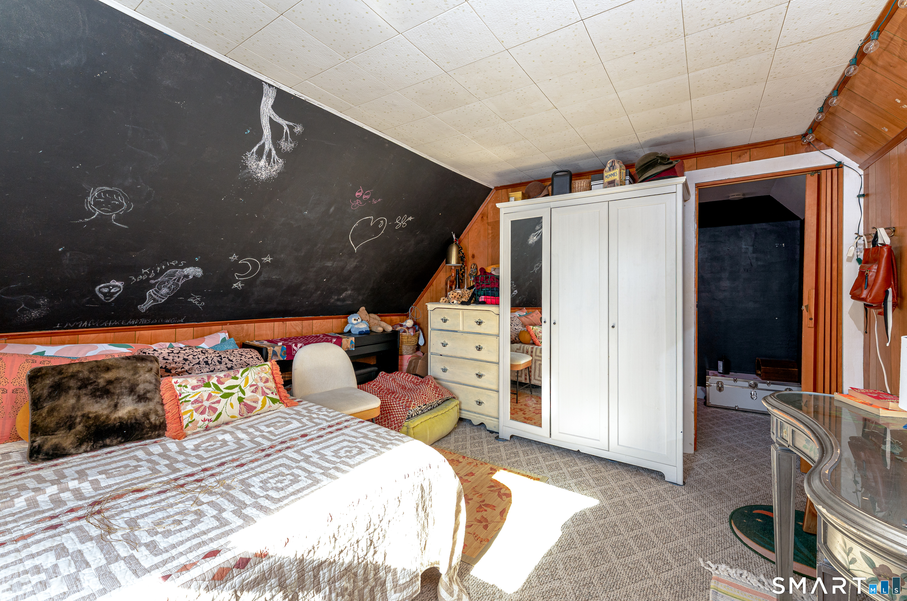 227 Rockwell Street Norwich, CT 06360 - Photo 33 of 40