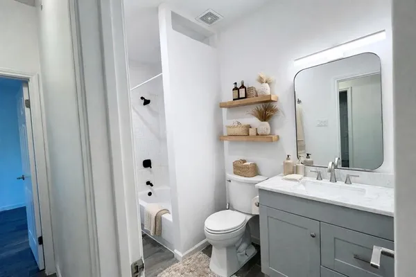 $1,499 | 9600 Royal Lane, Unit 202, Dallas, TX 75243