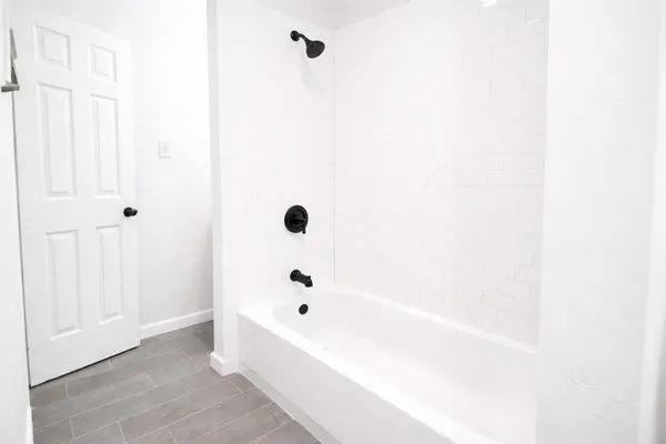 $1,499 | 9600 Royal Lane, Unit 202, Dallas, TX 75243