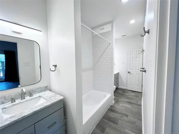 $1,499 | 9600 Royal Lane, Unit 202, Dallas, TX 75243