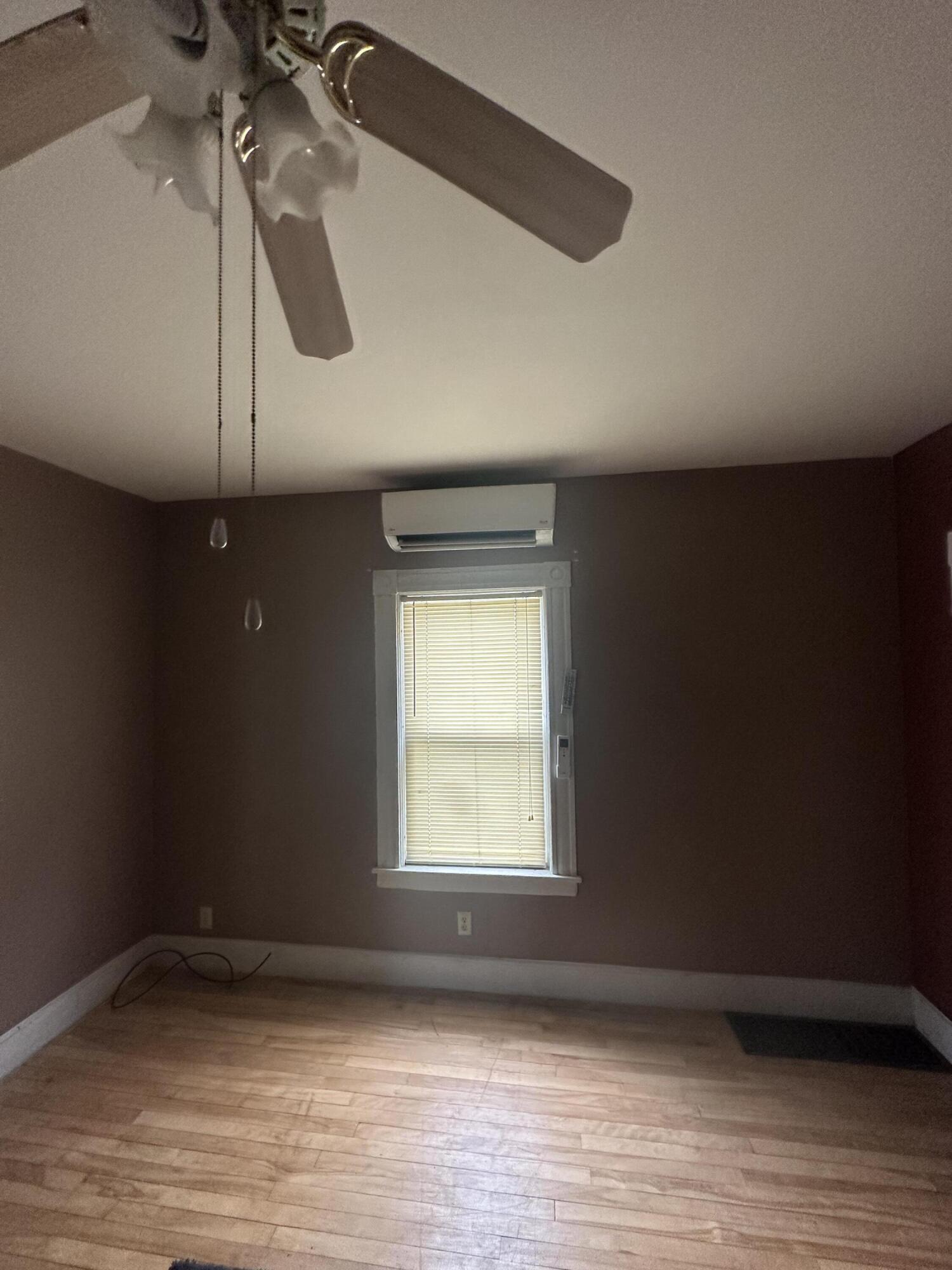17 Pine Street East Millinocket, ME 04430 - Photo 14 of 38 C9378B4C-2518-48B7-987D-F170AC9DC687