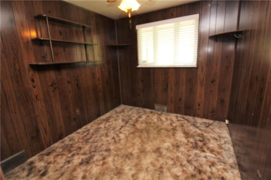 106 Flicker Drive McKees Rocks, PA 15136 - Photo 12 of 17 3rd bedroom