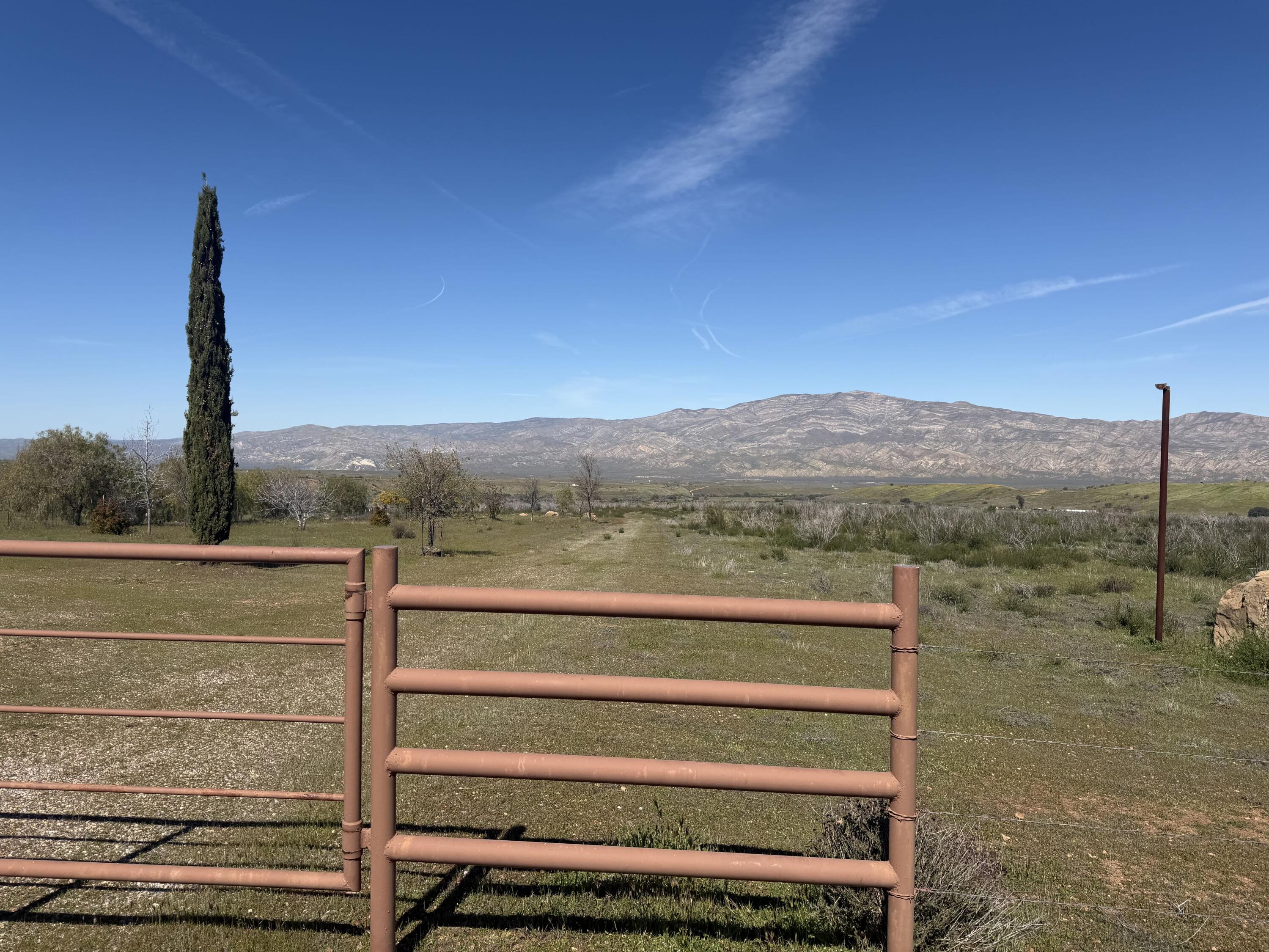 8300 Foothill Road New Cuyama, CA 93254 - Photo 5 of 39 5