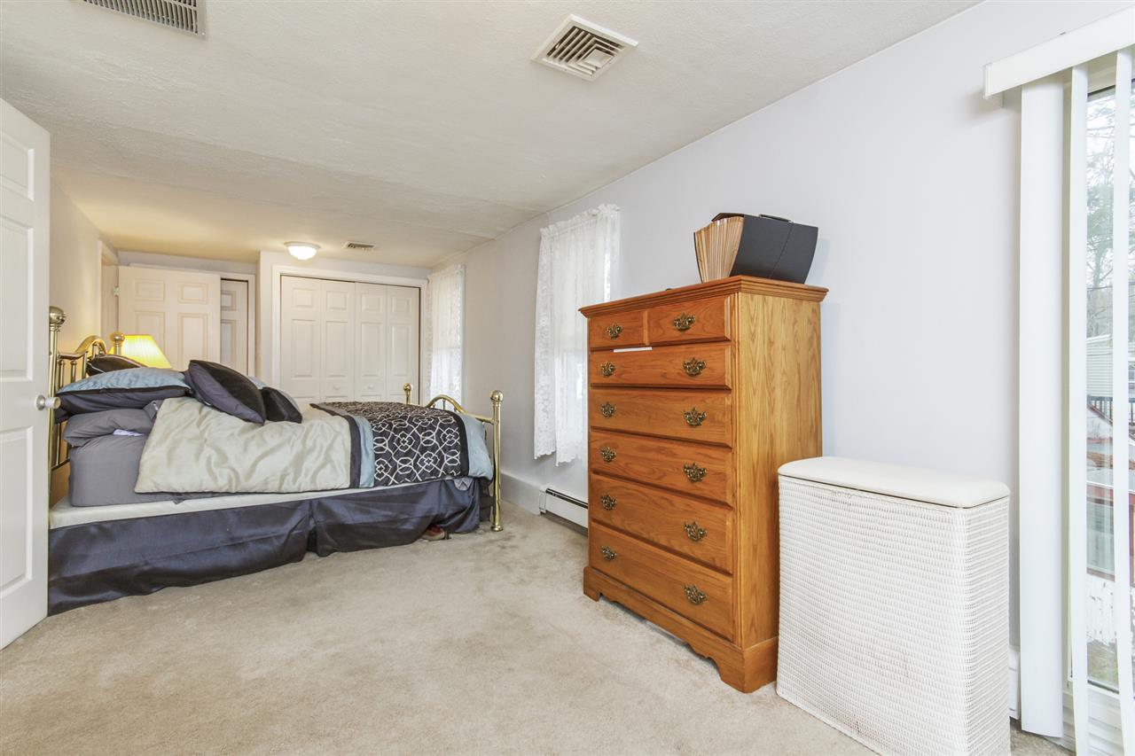 606 Collettes Grove Road Derry, NH 03038 - Photo 19 of 27