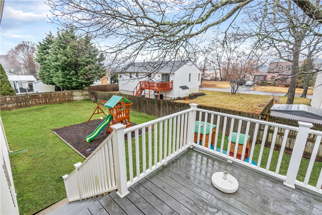 105 Rome Avenue Warwick, RI 02886 - Photo 11 of 27 Gallery Image 11
