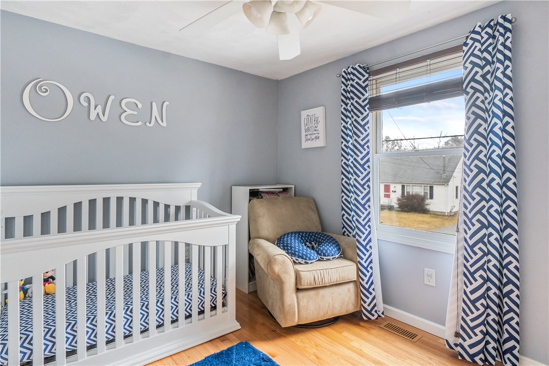 105 Rome Avenue Warwick, RI 02886 - Photo 16 of 27 Gallery Image 16