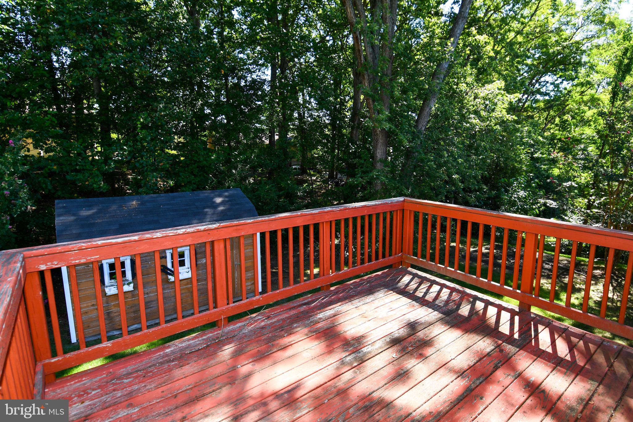 13249 Kurtz Road Woodbridge, VA 22193 - Photo 11 of 35 Deck