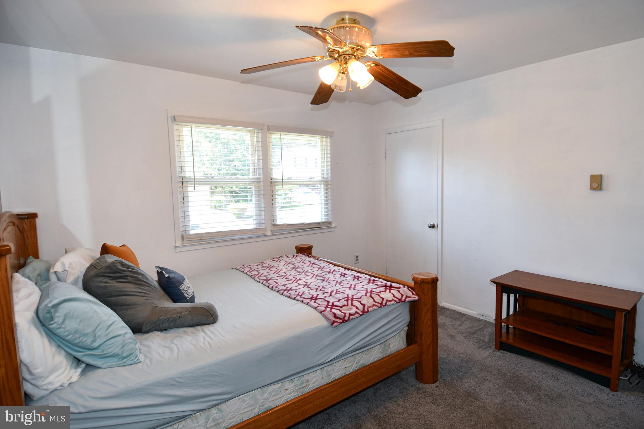 13249 Kurtz Road Woodbridge, VA 22193 - Photo 18 of 35 Bedroom