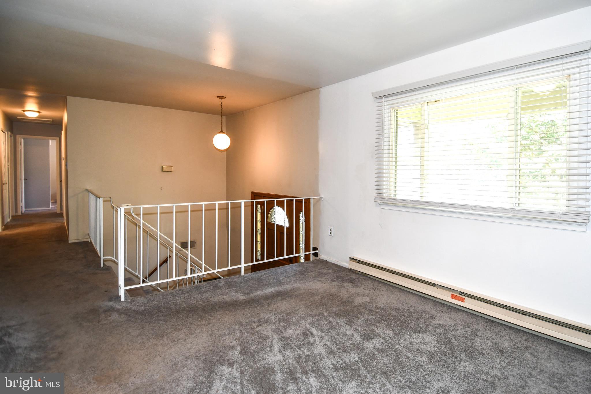 13249 Kurtz Road Woodbridge, VA 22193 - Photo 4 of 35 Dining