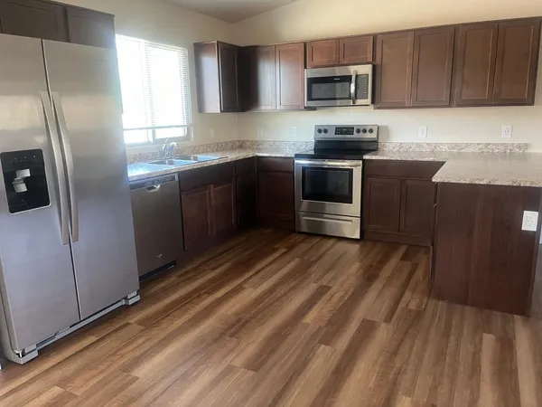 $1,380 | 357 Cliffs Parkway, Unit H, Camp Verde, AZ 86322