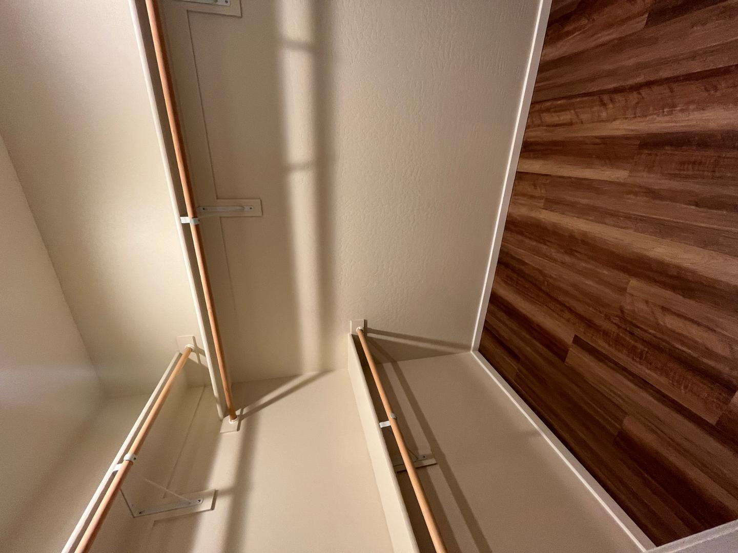 357 Cliffs Parkway, Unit H Camp Verde, AZ 86322 - Photo 10 of 15 a view of an empty room with stairs