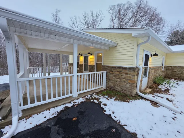 $374,900 | 9378 Green Road, Trafalgar, IN 46181