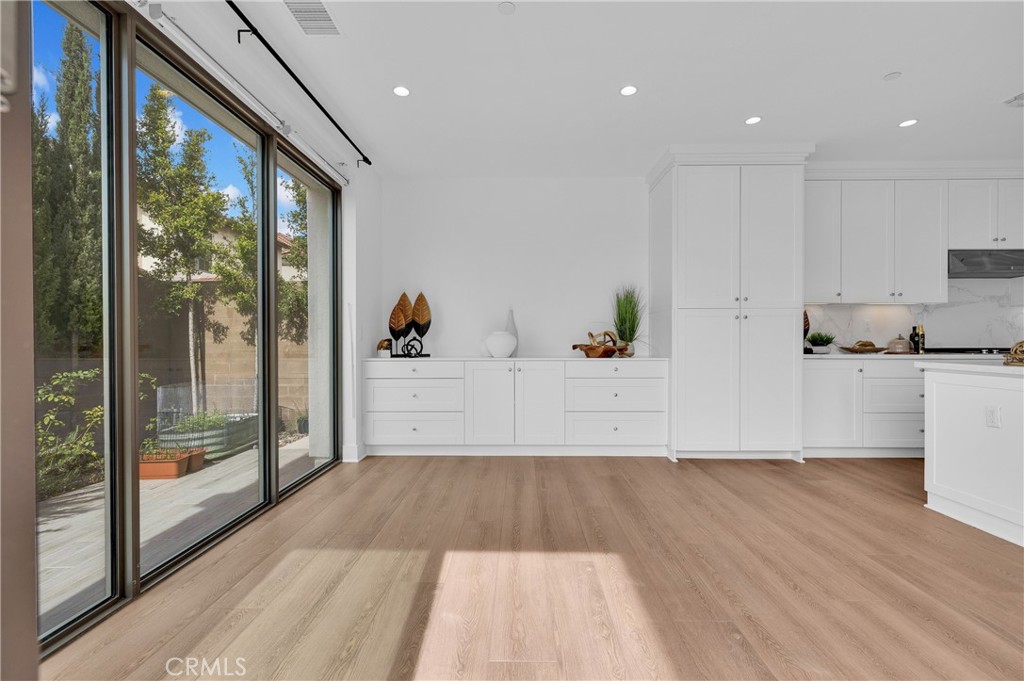 115 Della Irvine, CA 92602 - Photo 16 of 43