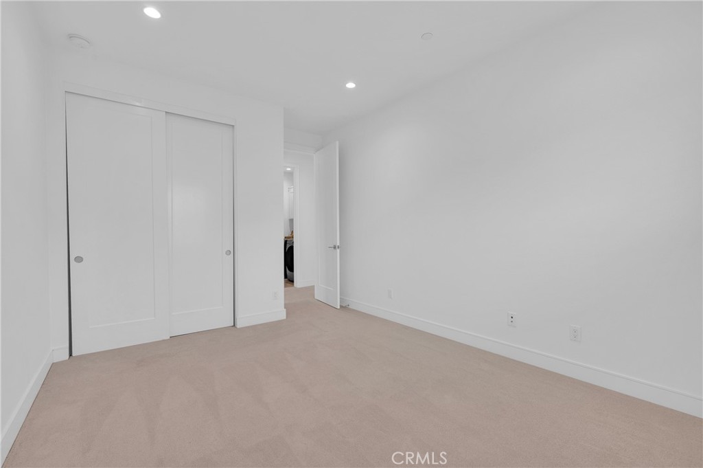 115 Della Irvine, CA 92602 - Photo 34 of 43
