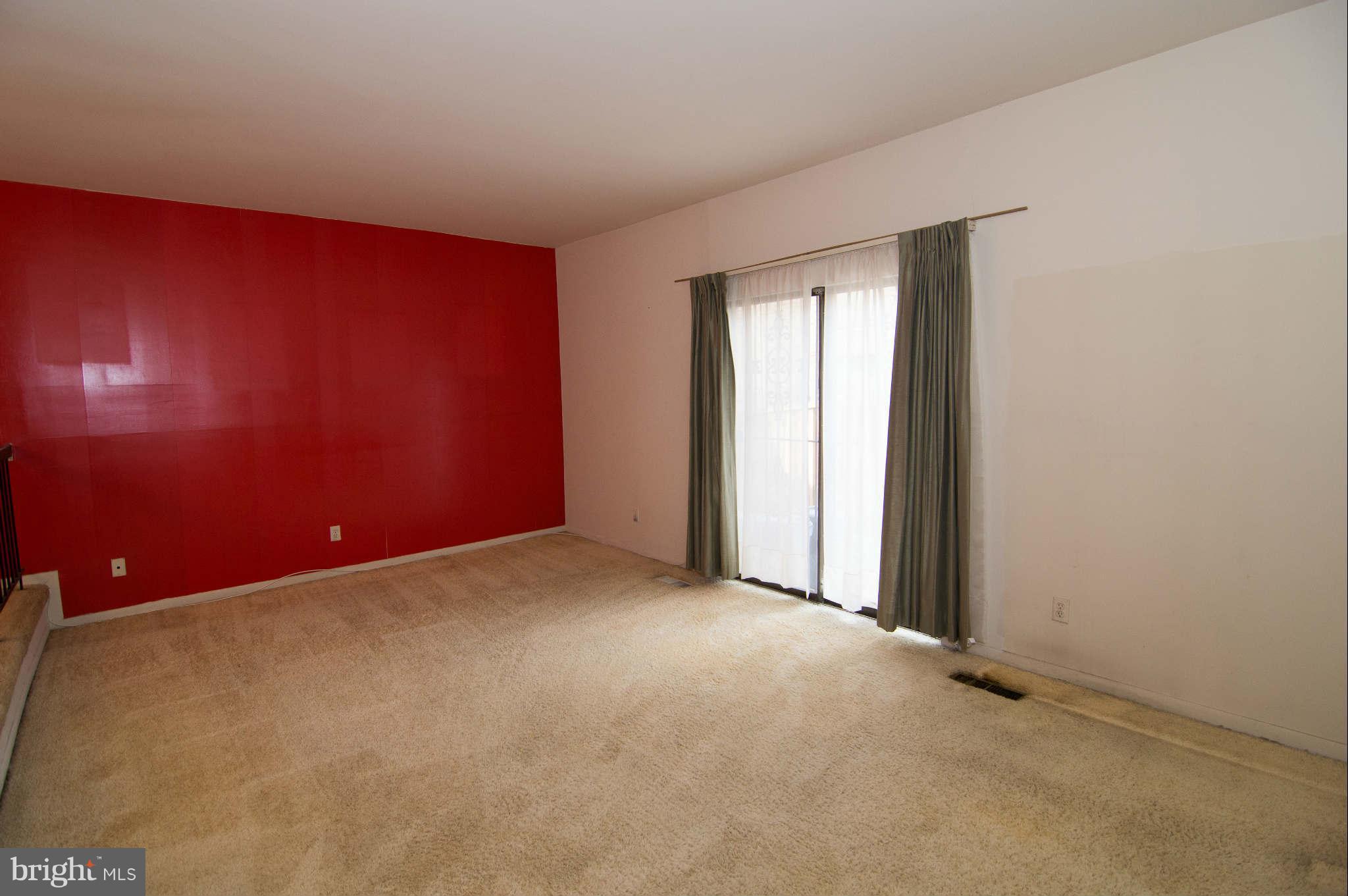 3122 Cherry Road Northeast, Unit 37 Washington, DC 20018 - Photo 13 of 30 Living Room