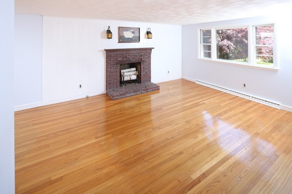 21 Virginia Circle Randolph, MA 02368 - Photo 17 of 40