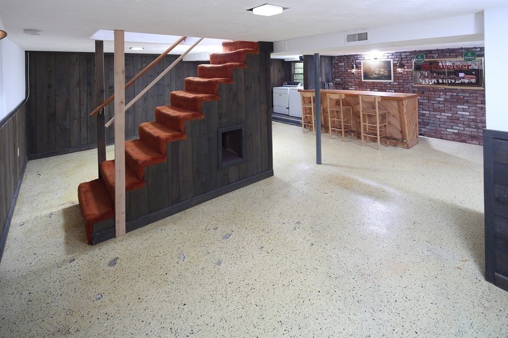 21 Virginia Circle Randolph, MA 02368 - Photo 29 of 40