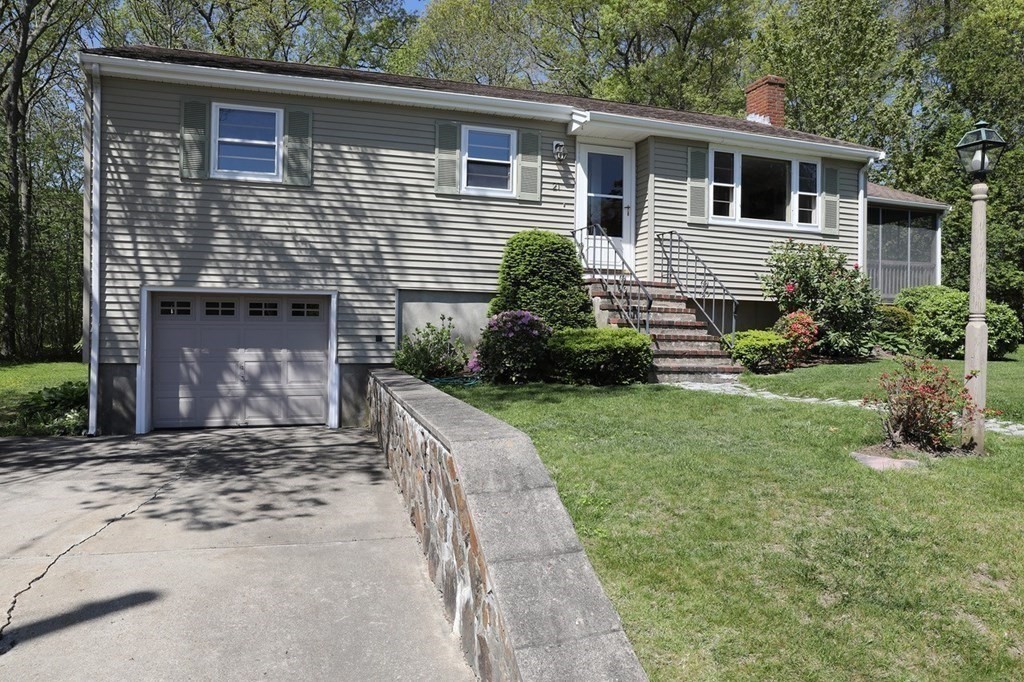 21 Virginia Circle Randolph, MA 02368 - Photo 35 of 40