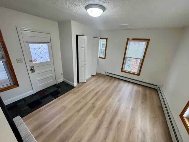 $1,695 | 17 Hudson Street, Unit 2, Marlborough, MA 01752