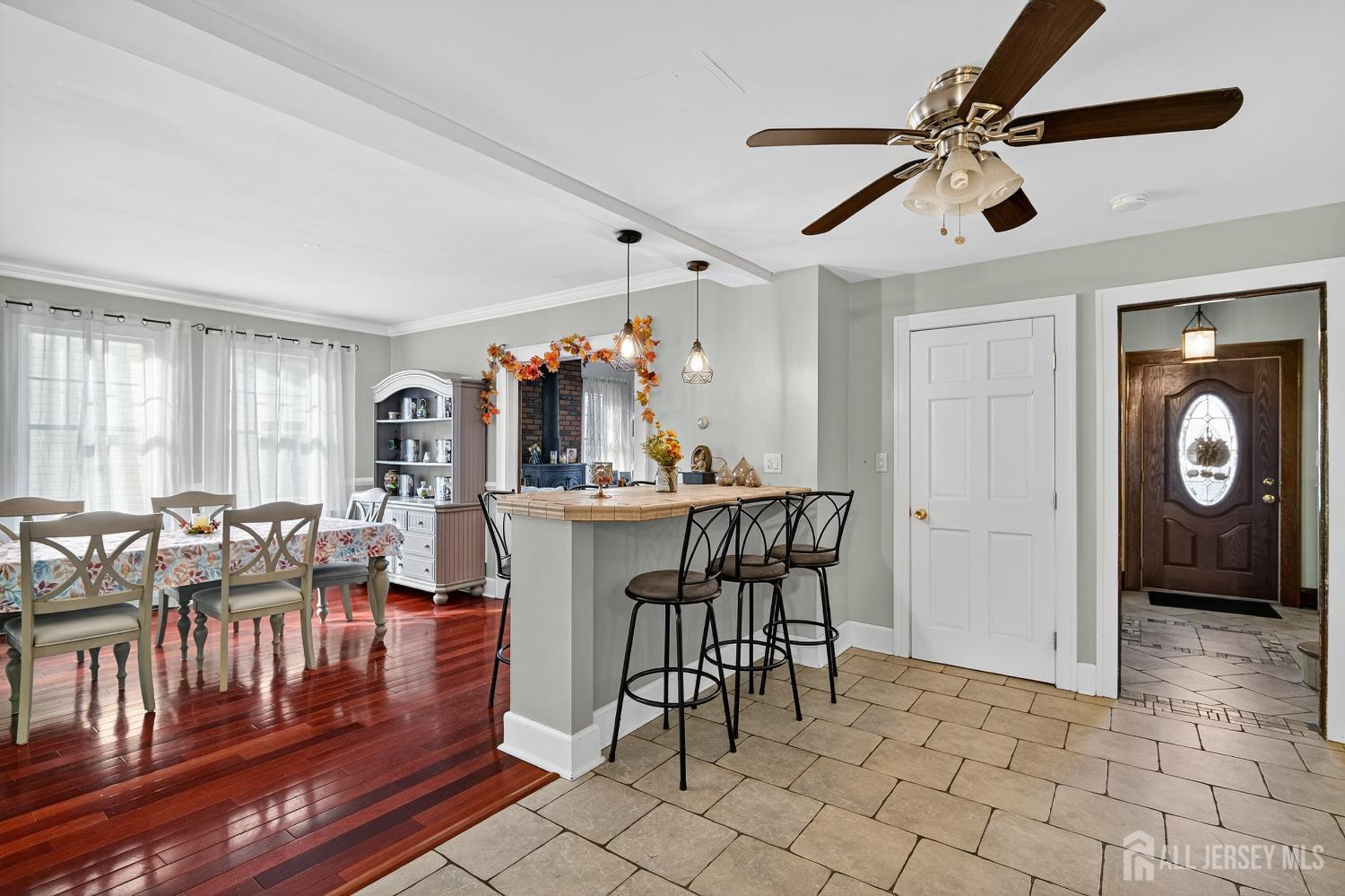 529 Dunellen Avenue Dunellen, NJ 08812 - Photo 12 of 33