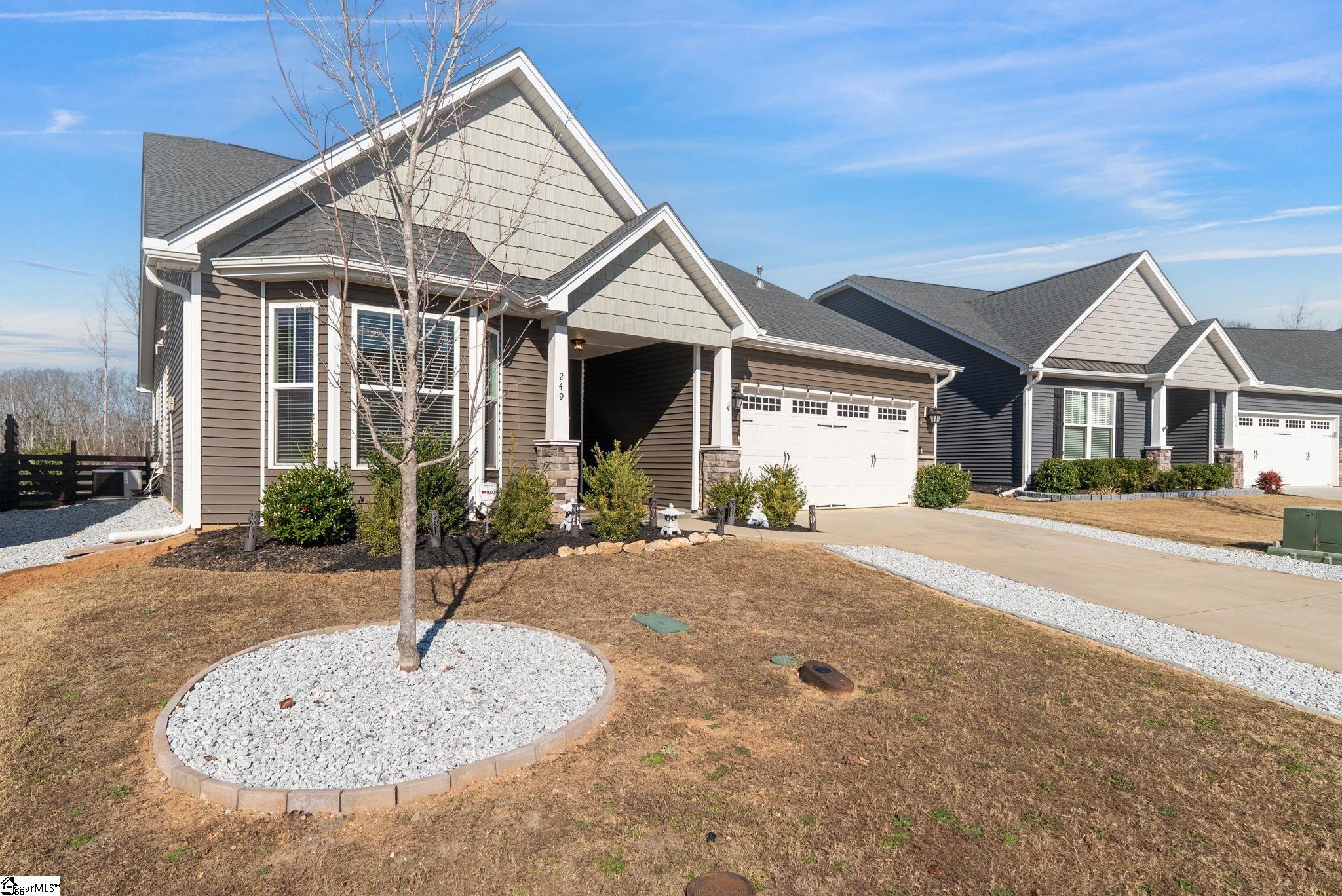 249 Foxbank Circle Greer, SC 29651 - Photo 2 of 44