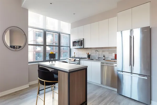$5,910 | 160 Front Street, Unit 703 | DUMBO
