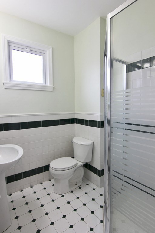 989 Boylston Street, Unit 989 Newton, MA 02461 - Photo 11 of 11