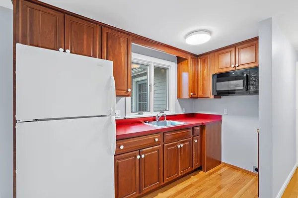 $1,095,000 | 106 Lewis Avenue, Walpole, MA 02081