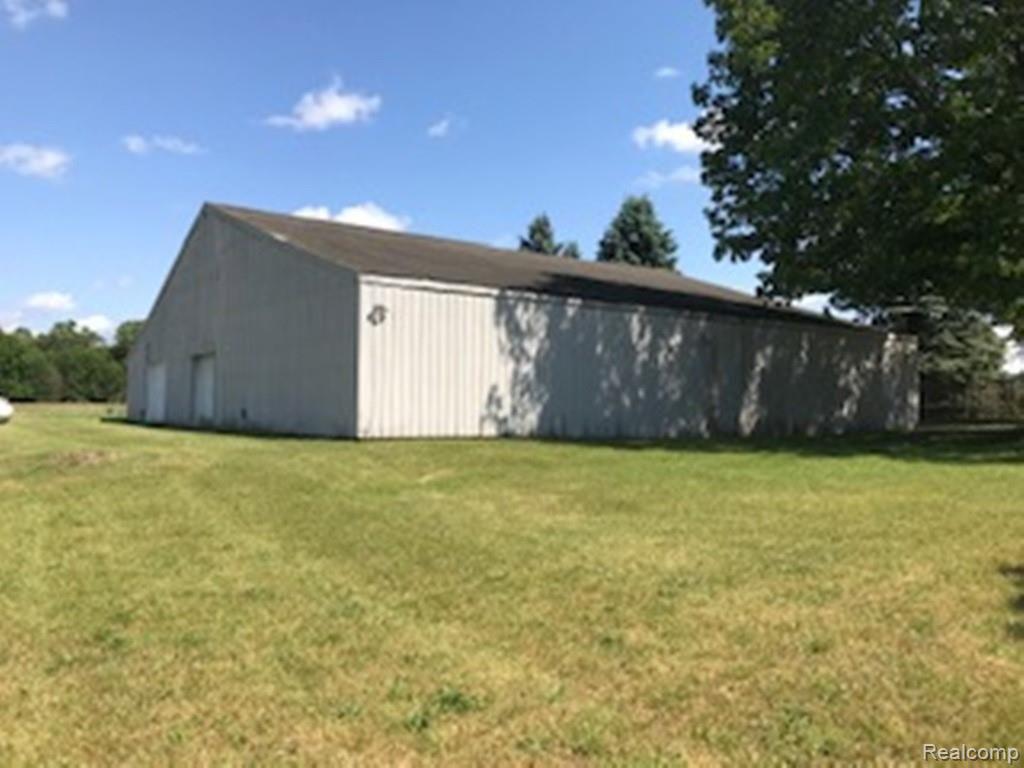 8205 Douglas Road Pinckney, MI 48169 - Photo 7 of 77 IMG_4775.jpg