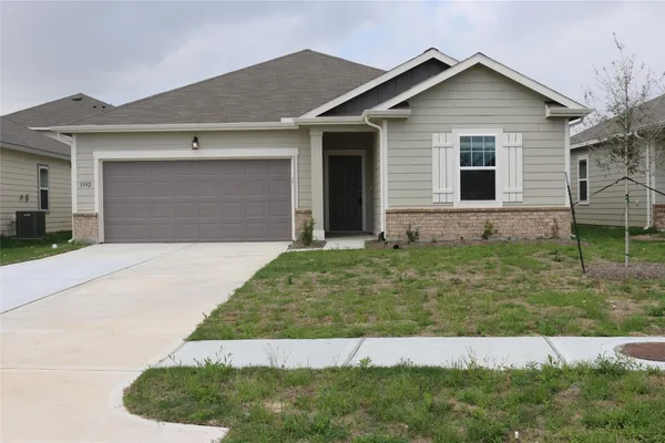 $2,100 | 3992 Fringe Tree Lane, Brookshire, TX 77423