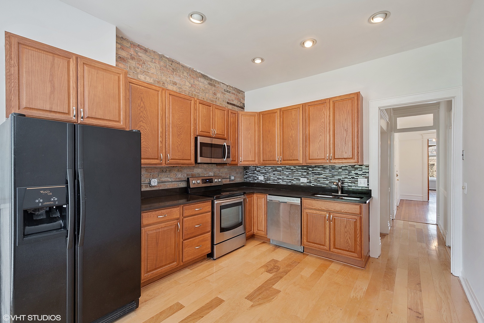 1539 North Wells Street, Unit 3 Chicago, IL 60610 - Photo 8 of 10