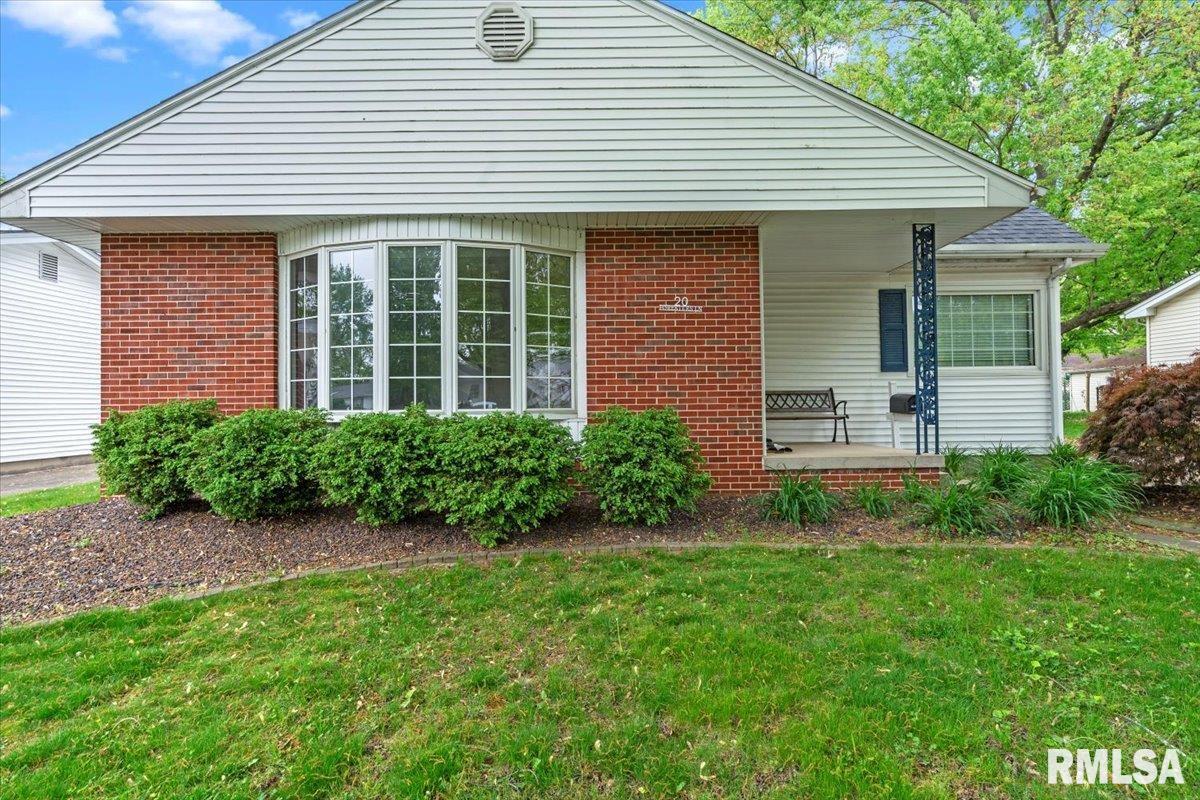 20 Foresters Lane Springfield, IL 62704 - Photo 3 of 35
