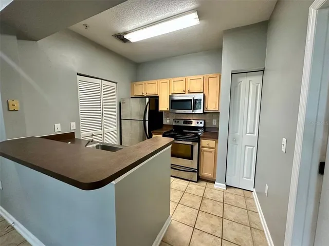 $1,260 | 12825 Madison Pointe Circle, Unit 206, Orlando, FL 32821