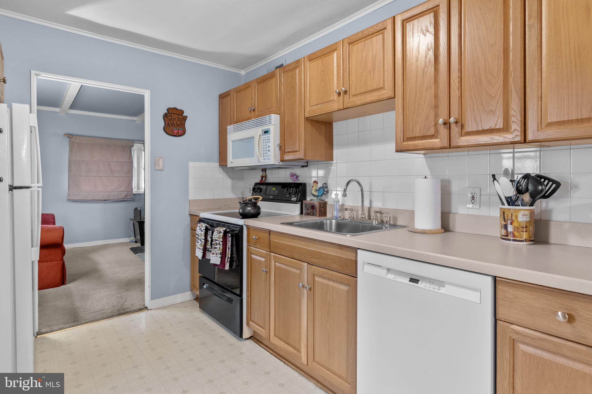 220 Devon Road Fairless Hills, PA 19030 - Photo 18 of 23 Gallery Image 18