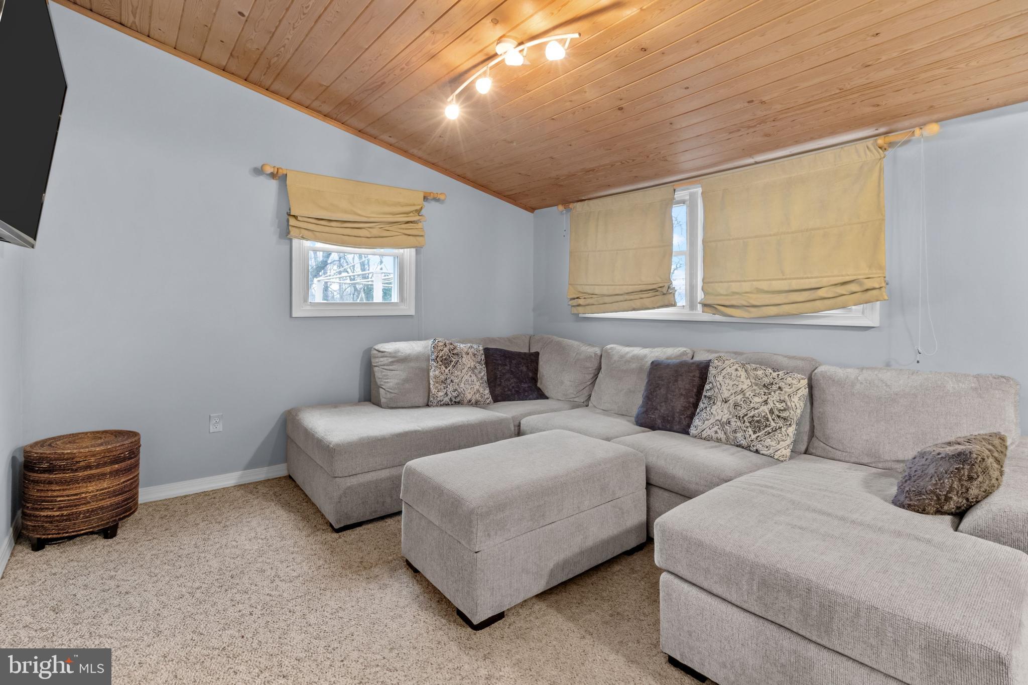 220 Devon Road Fairless Hills, PA 19030 - Photo 20 of 23 Gallery Image 20