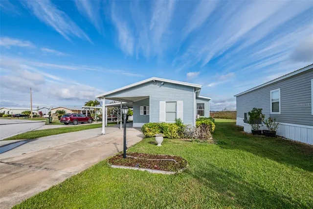$250,000 | 6827 South Lake Henry Drive, Winter Haven, FL 33881