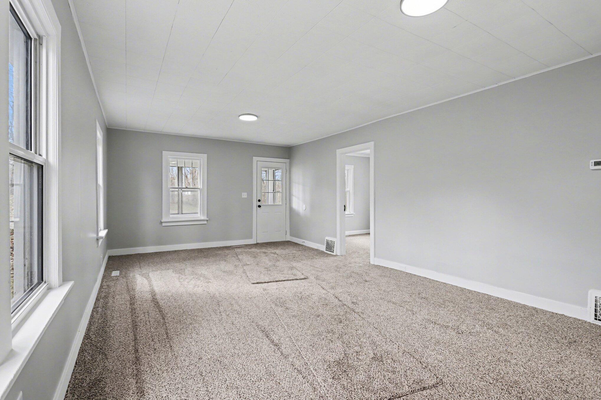 516 Forest Street Three Rivers, MI 49093 - Photo 9 of 22 009_file_2796