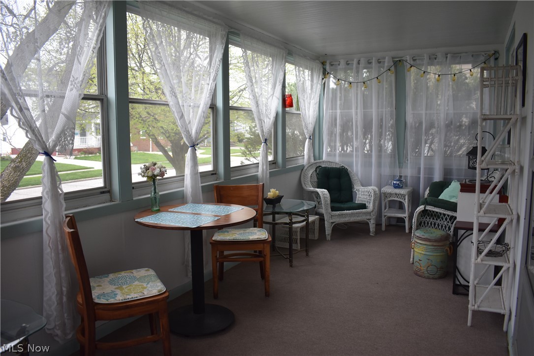 7618 Spring Garden Road Cleveland, OH 44129 - Photo 25 of 33